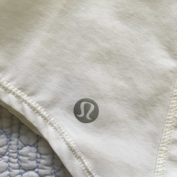 EUC Lululemon Size 6 Run With The Sun Tank White - Picture 9 of 9